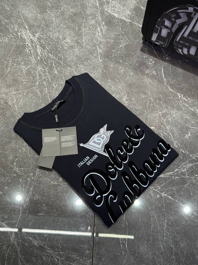 Popular item in stock Original quality Prad*