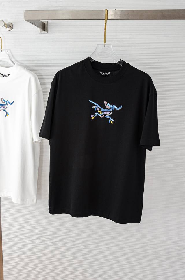 Chane* 2025 new summer style short-sleeved top, exclusive version, light and thi