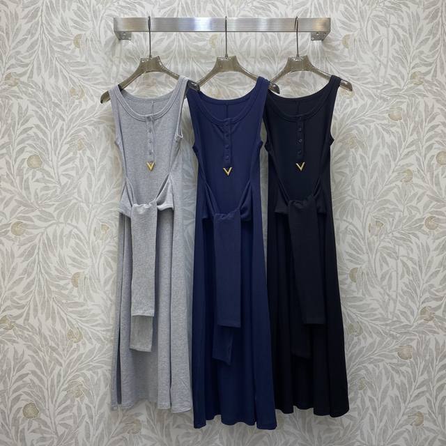 New [P]! Latest L 25New jacquard knitted belt dress. Size: Sml. .