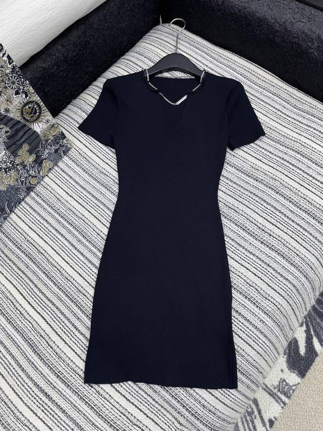 D home 25* spring and summer new official website, synchronous round neck hollow