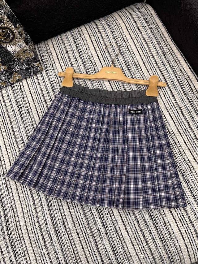 Home 25* Spring and Summer new official website, synchronized short-sleeved fabr