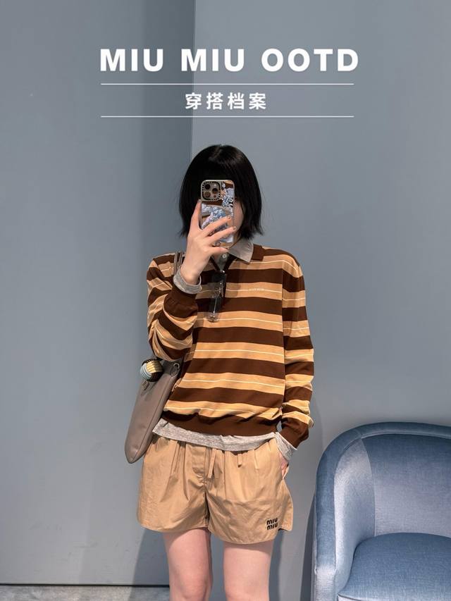 Celebrity style 25Ss New spring and summer French Hepburn style stand-up collar