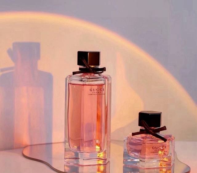 Vietnamese version of Gucci Flower Dance Pink Edt 100Ml. Imported from Vietnam,