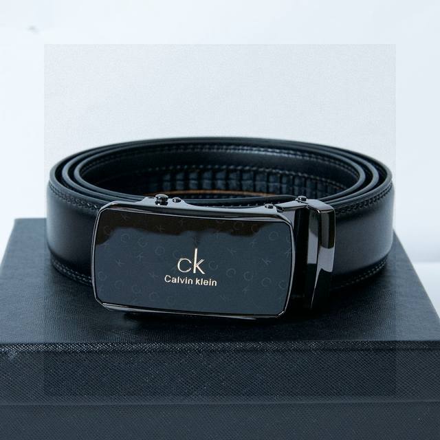 A hot item is coming, super handsome, and it cannot be described in words. It is