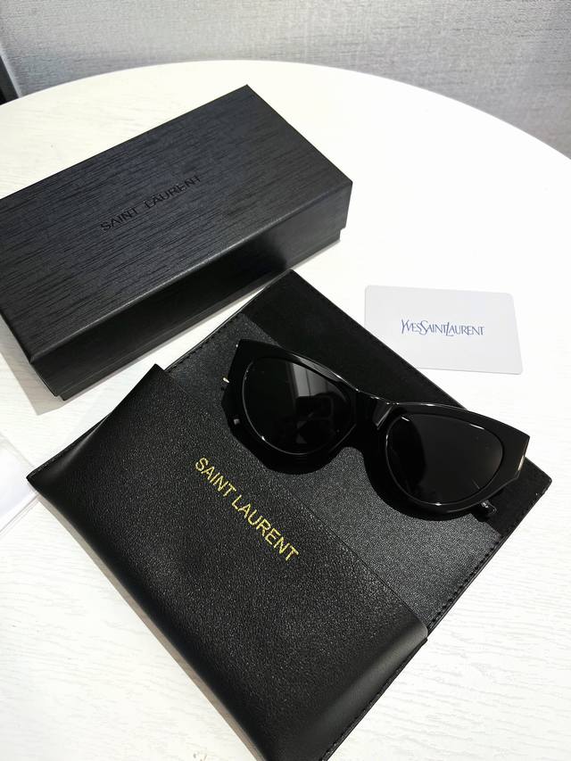 Ysl M94 cat-eye sunglasses Purchasing level, not the ordinary version on the mar