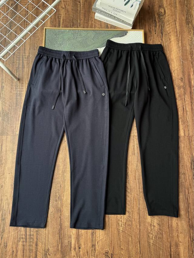 Spring and summer fashion, a must-have for men, Lulu straight-leg trousers. The