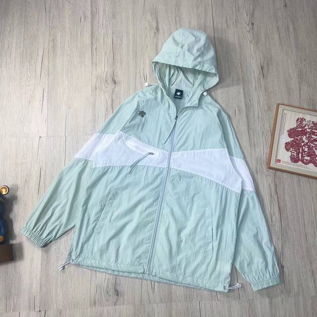 for sale. 25 new Descente sun protection clothing Descente color matching summer
