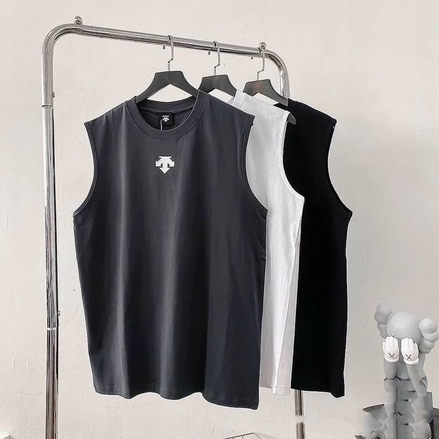 for supply. A must-have for summer running! Descente pure cotton high yarn woven