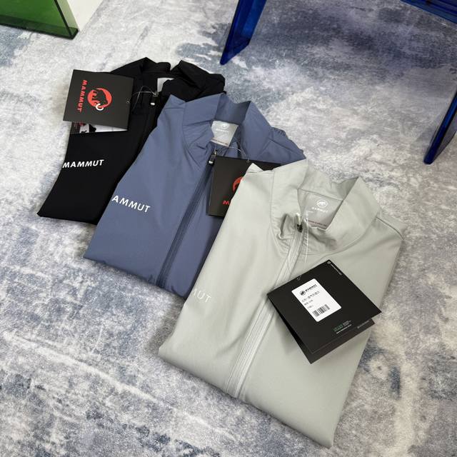 for Mammut's latest Comfort series Upf + laser punched breathable small stand co