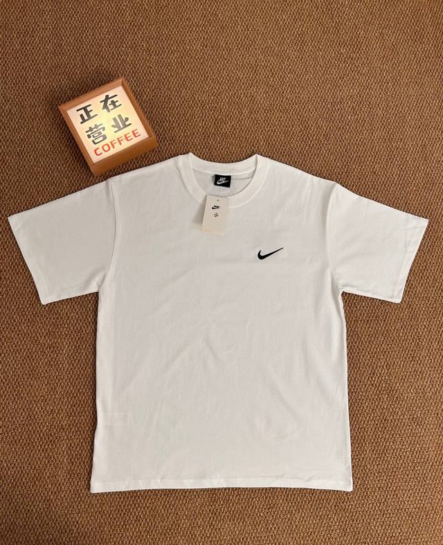 Top embroidery quality Nike white basic short sleeves loose men and women same s