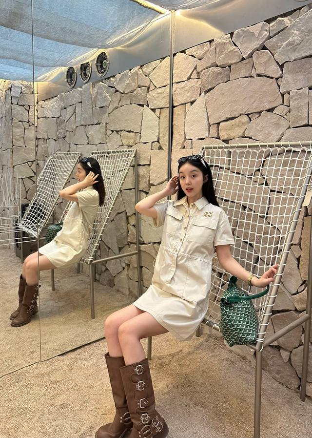 Miumiu Miu Miu letter embroidery workwear style double pocket half button waist