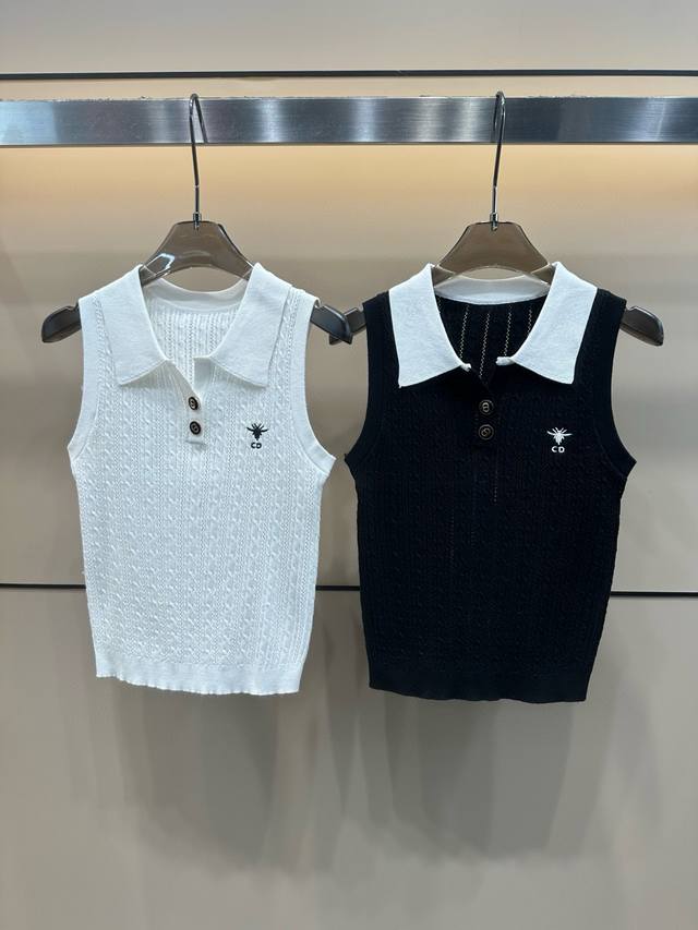 Dior Cd bee embroidered lapel knitted vest Style number: 25670106268 Color: whit