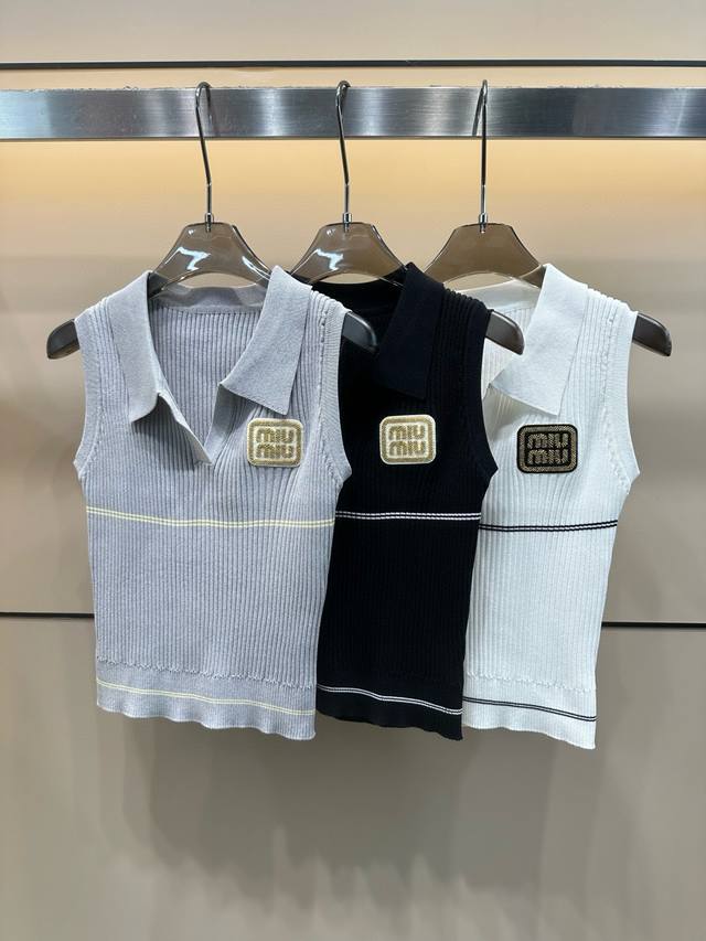 Miumiu customized letter square gold thread embroidered badge V-neck knitted ves