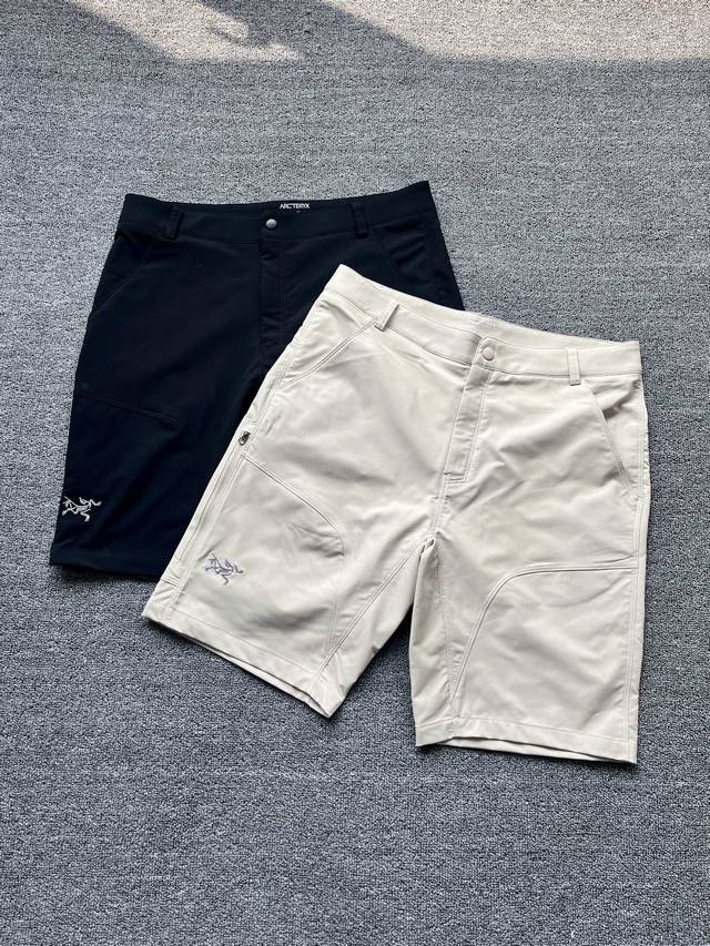 Arc Cronin solid color Logo embroidery comfortable straight workwear casual shor
