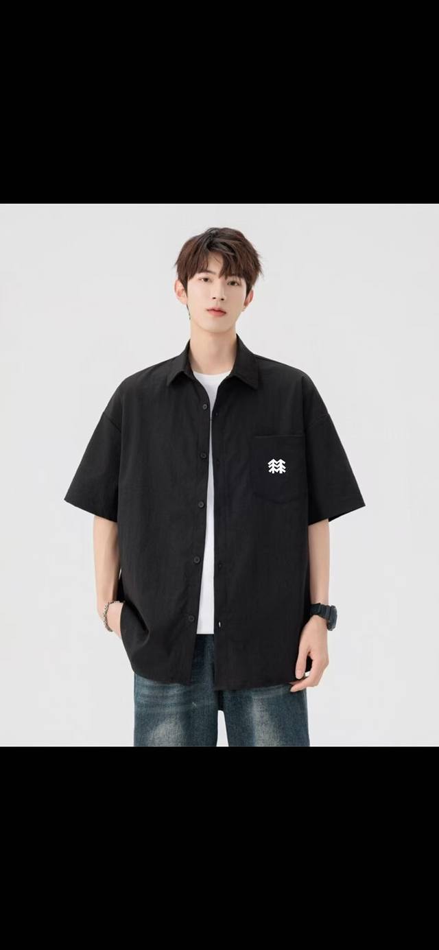 for Kolon basic solid color short-sleeved shirt. A classic style that comes out