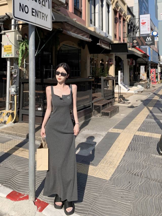 24Ss Lulu Lululemon Who can resist this gentle pure long skirt with a nice figur