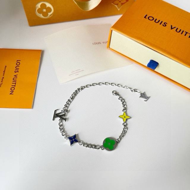 Lv Louis Vuitton Floral Bracelet with Full Packaging This Lv Sunrise bracelet ex