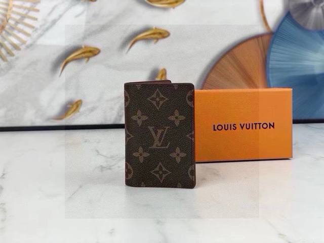 Lv short wallet with old flower pattern Life doesn