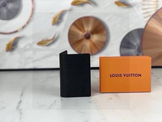 Lv cross-grain short wallet Life doesn