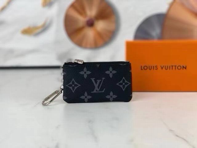 Lv black flower coin purse A hot-selling model on the official website, suitable
