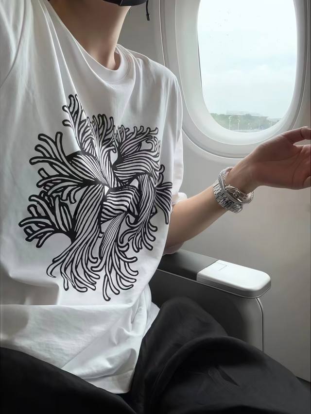 Loewe's new limited series hemp rope pattern short-sleeved T-shirt I found a tre