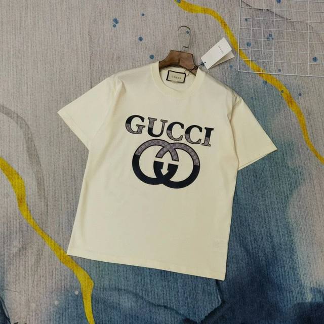 for Guccl 2025 spring and summer limited edition classic double G printed person