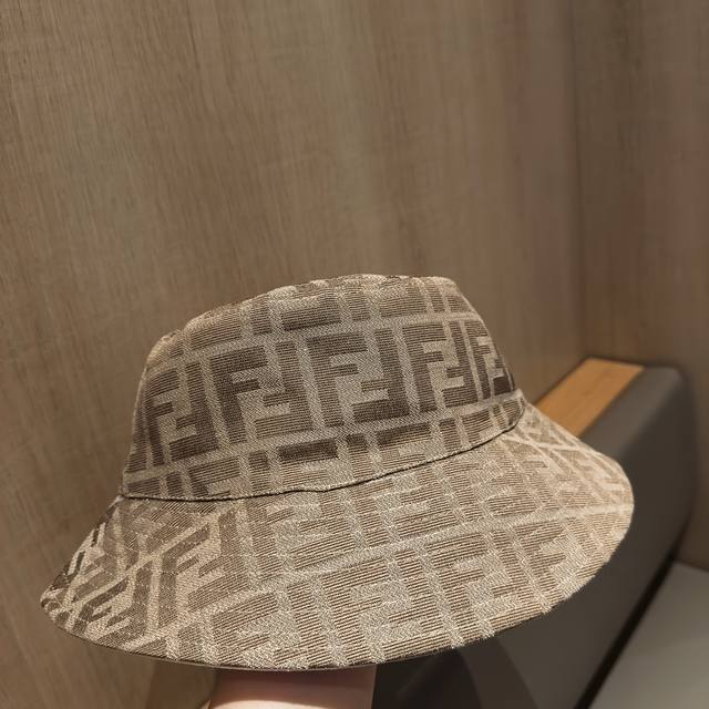 Fendi bucket hat is a popular women's hat. Everyone who bought it said it was be