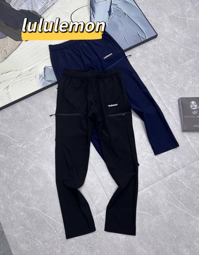 Lululemon Lulu Summer Soft Shell Quick-Drying Pants! This pair of pants uses hig