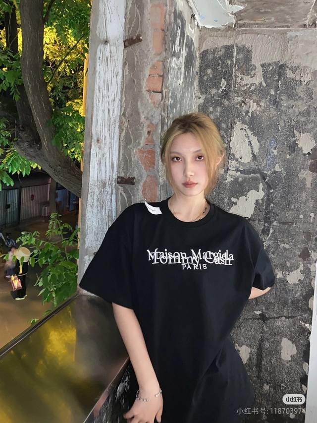 for Maison Margiela Mm6 co-branded Tommy Cash embroidered short-sleeved T-shirt