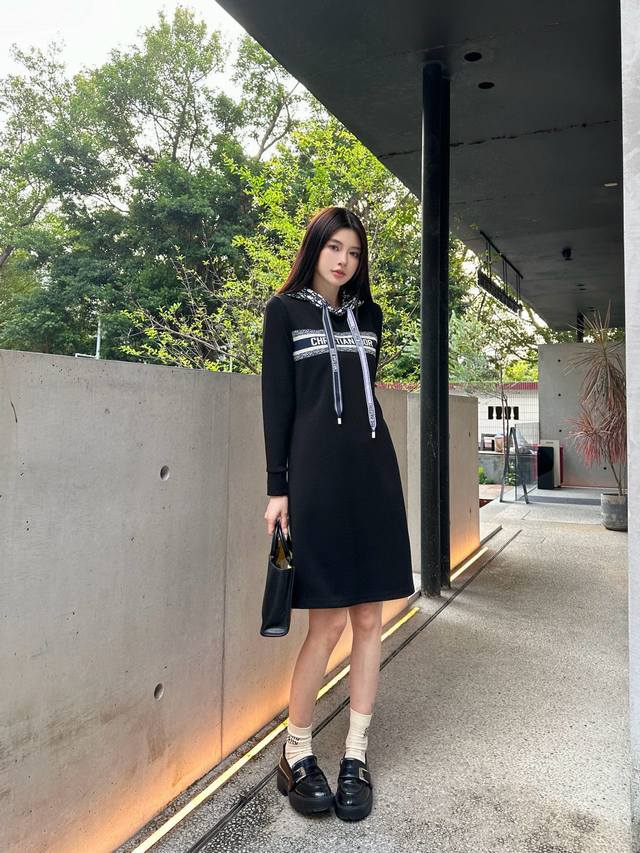 Dior custom letter ribbon monogram hooded long-sleeved sweater dress Style numbe
