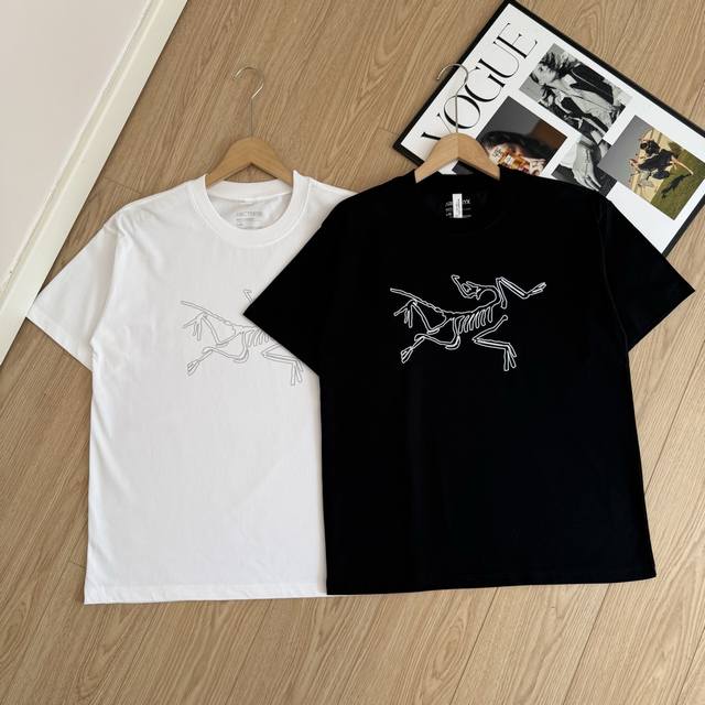 Arc'teryx 25Ss new summer couple short-sleeved T-shirt, hot-selling model on the