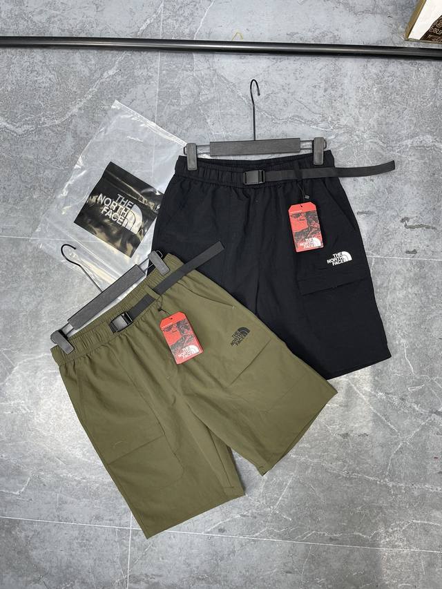 Thenorthface new summer casual outdoor waterproof work shorts. uses nylon wrinkl