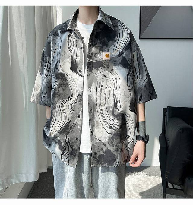 Carhartt short-sleeved shirt top It is very good-looking whether worn alone or w
