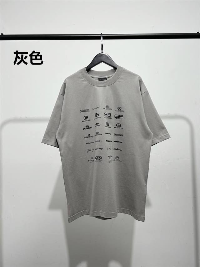 High version, very good quality! Balenciaga unisex short-sleeved T-shirt with cl