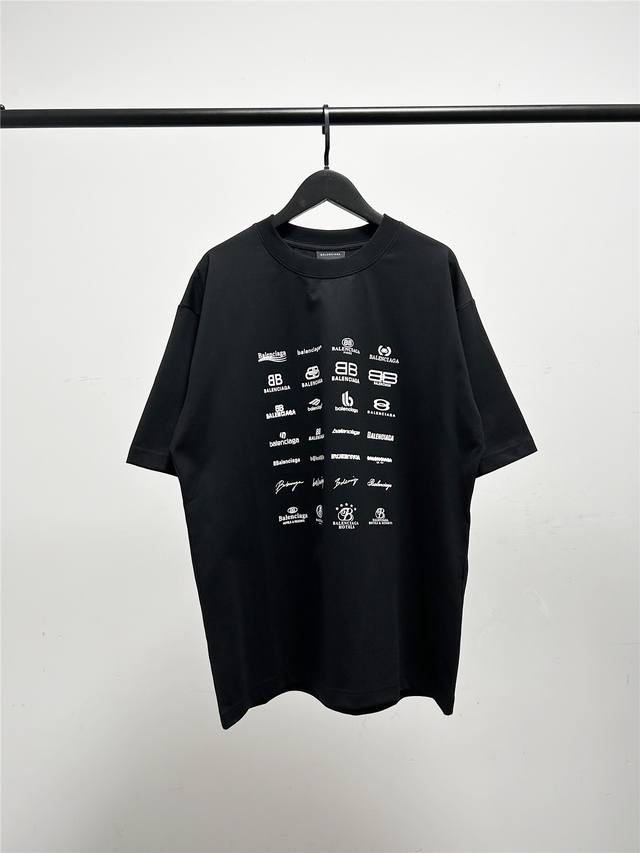 High version, very good quality! Balenciaga unisex short-sleeved T-shirt with cl