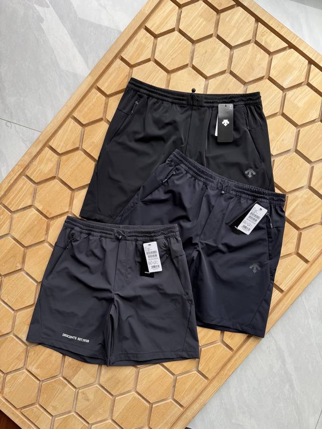 Descente Essential series men's woven shorts summer new product Descente 90th an