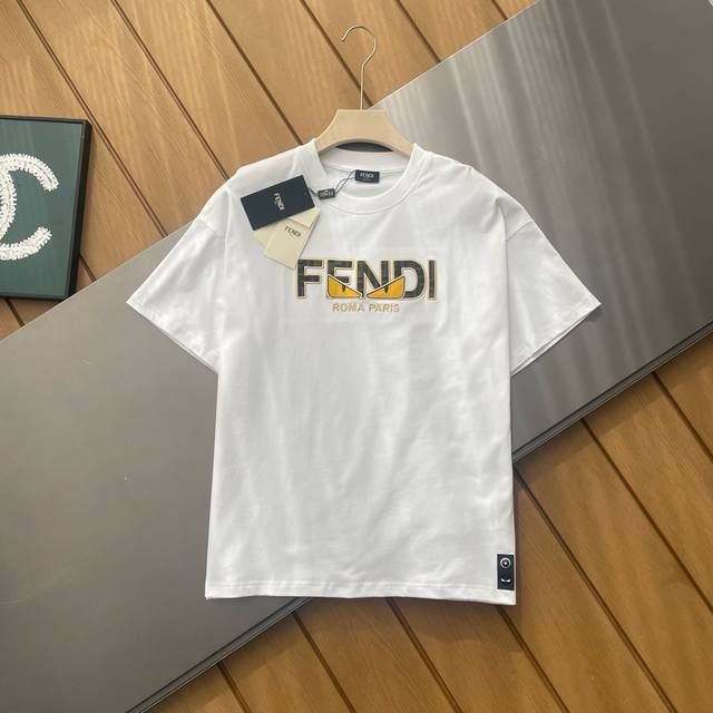 counter restores the top replica version of Fendi's early spring new classic dev