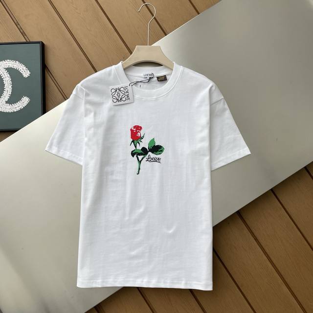counter restores the top replica version of Loe*We's 2025 spring and summer new