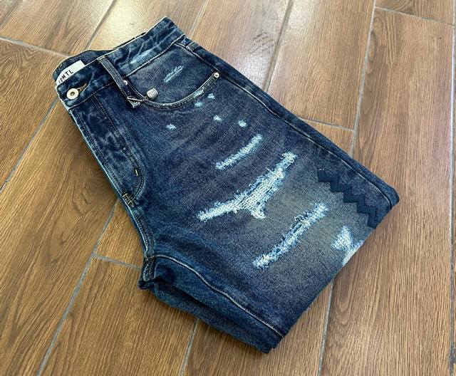 Fdmtl's asymmetrical patchwork design is not a simple stitching. It is the rebir