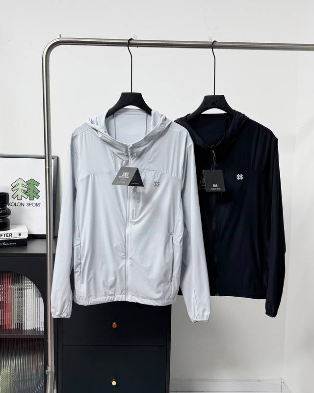 The same style as the cabinet, Kolon Sport summer style is new, skin clothing su