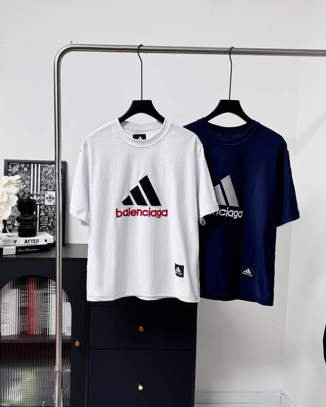 Top version Adidas x Balenciaga joint Ss double-sided embroidered T-shirt The mo