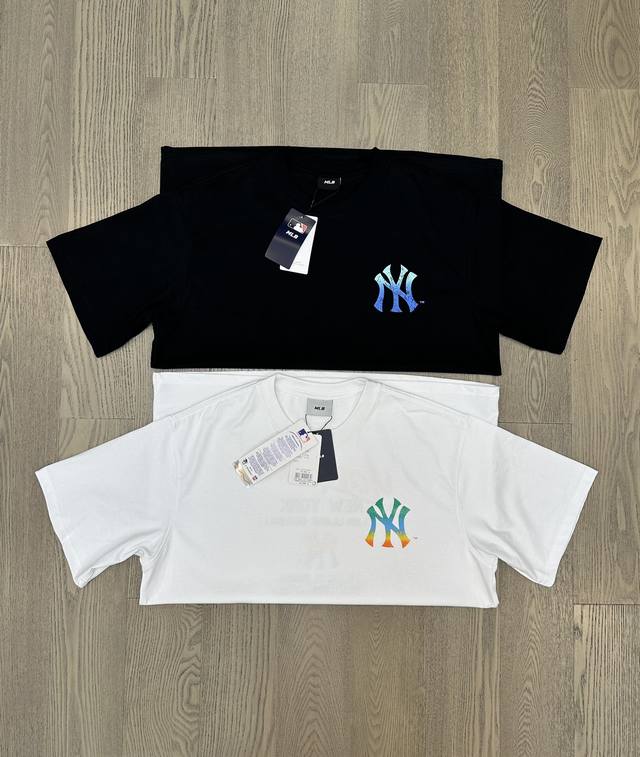 Real photos with three labels complete! Original packaging