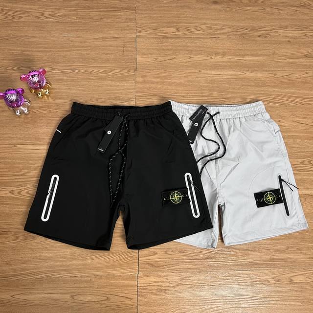Stone Island functional zipper outdoor quick-drying shorts The quality of the se