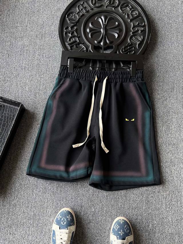 Top new product from the counter! Popular hit! Fendi Little Monster new product