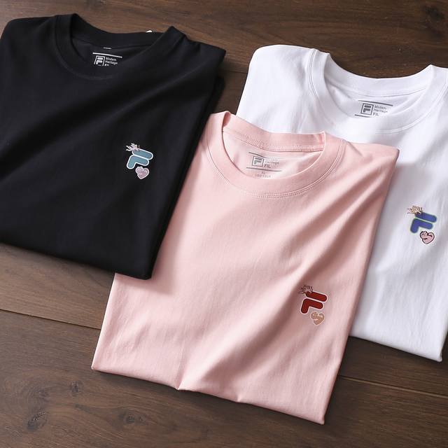 Carefully selected goods! Fila's new men's and women's round neck short-sleeved