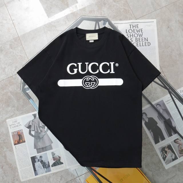 Gucci classic black and white double G print casual short-sleeved T-shirt - Fabr