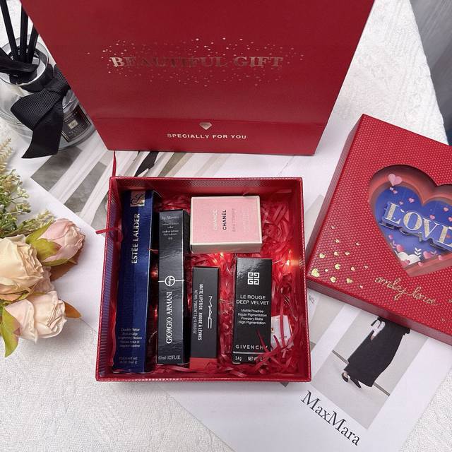 Love Blue Heart Gift Box Valentine's Day Gift with Handbag Packing Box with Roma