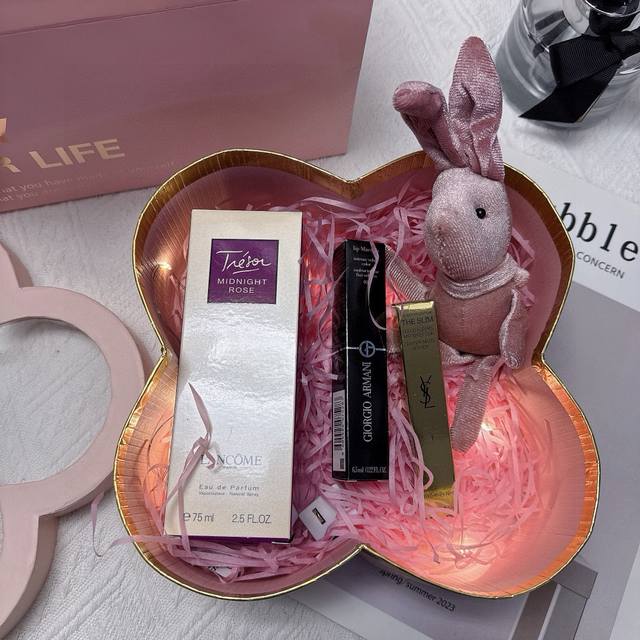 Midnight Rose Four-Leaf Clover Gift Box with Handbag Packing Box! The romantic a