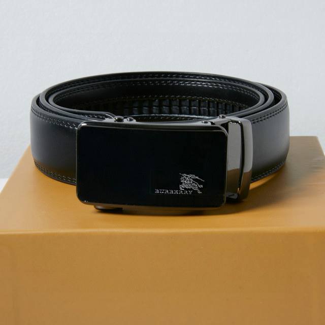 Original Burberry reflective glossy automatic smooth buckle high-quality belt. W