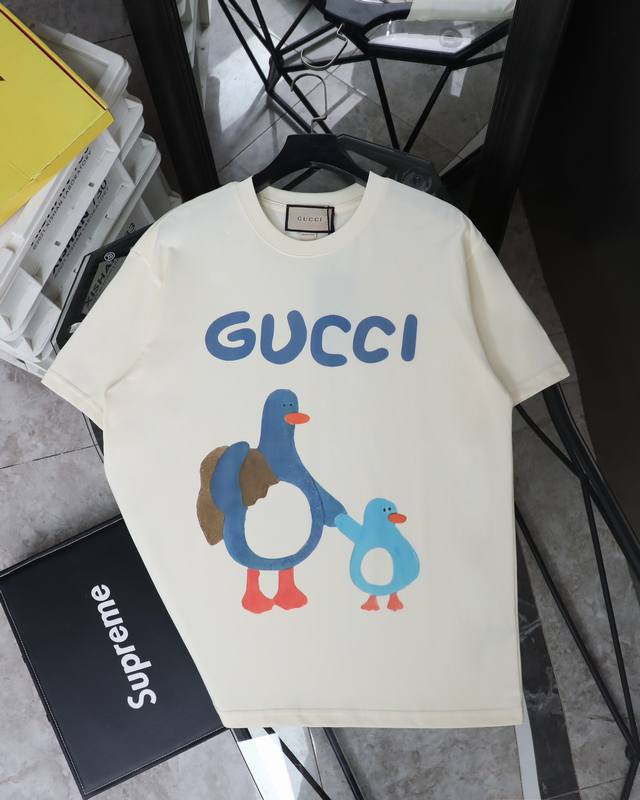 for real photos Gucci penguin print round neck short-sleeved T-shirt Style numbe